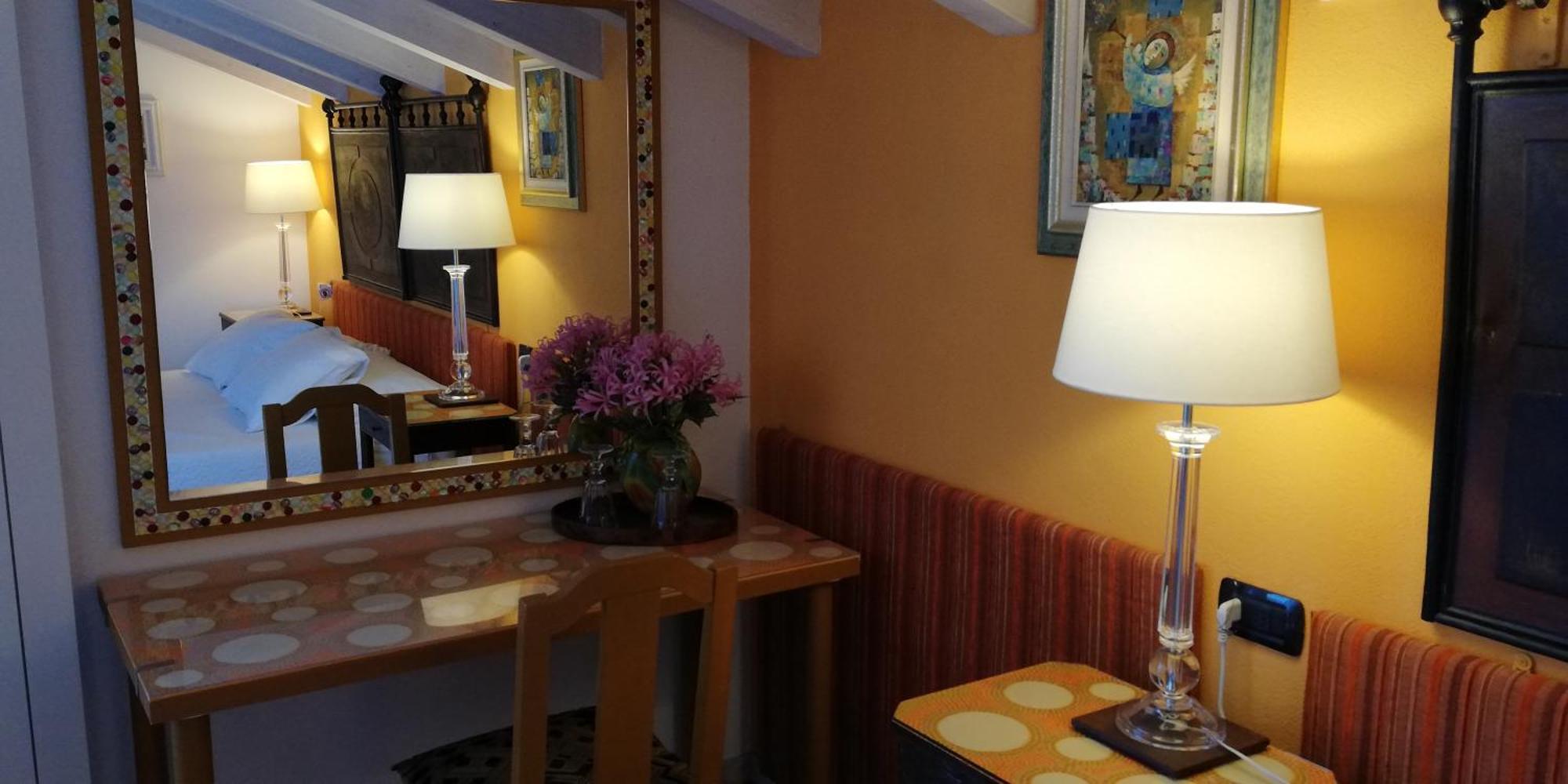 La Collina Since 2008 No Smoking B&B Varese Kültér fotó